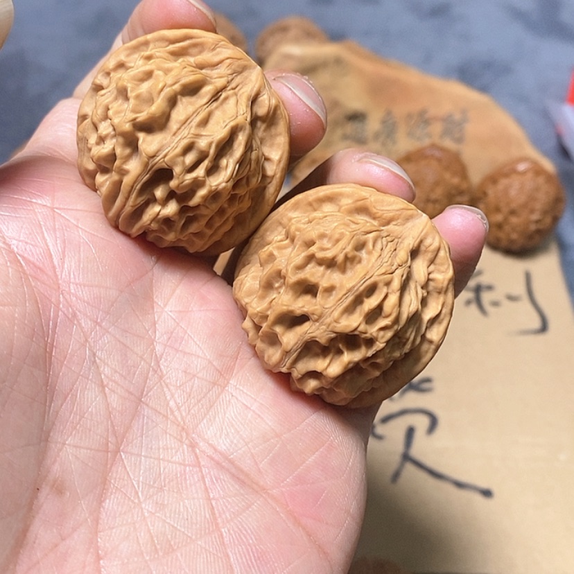 【闪购商品】文玩核桃吊坠?*38尺天地