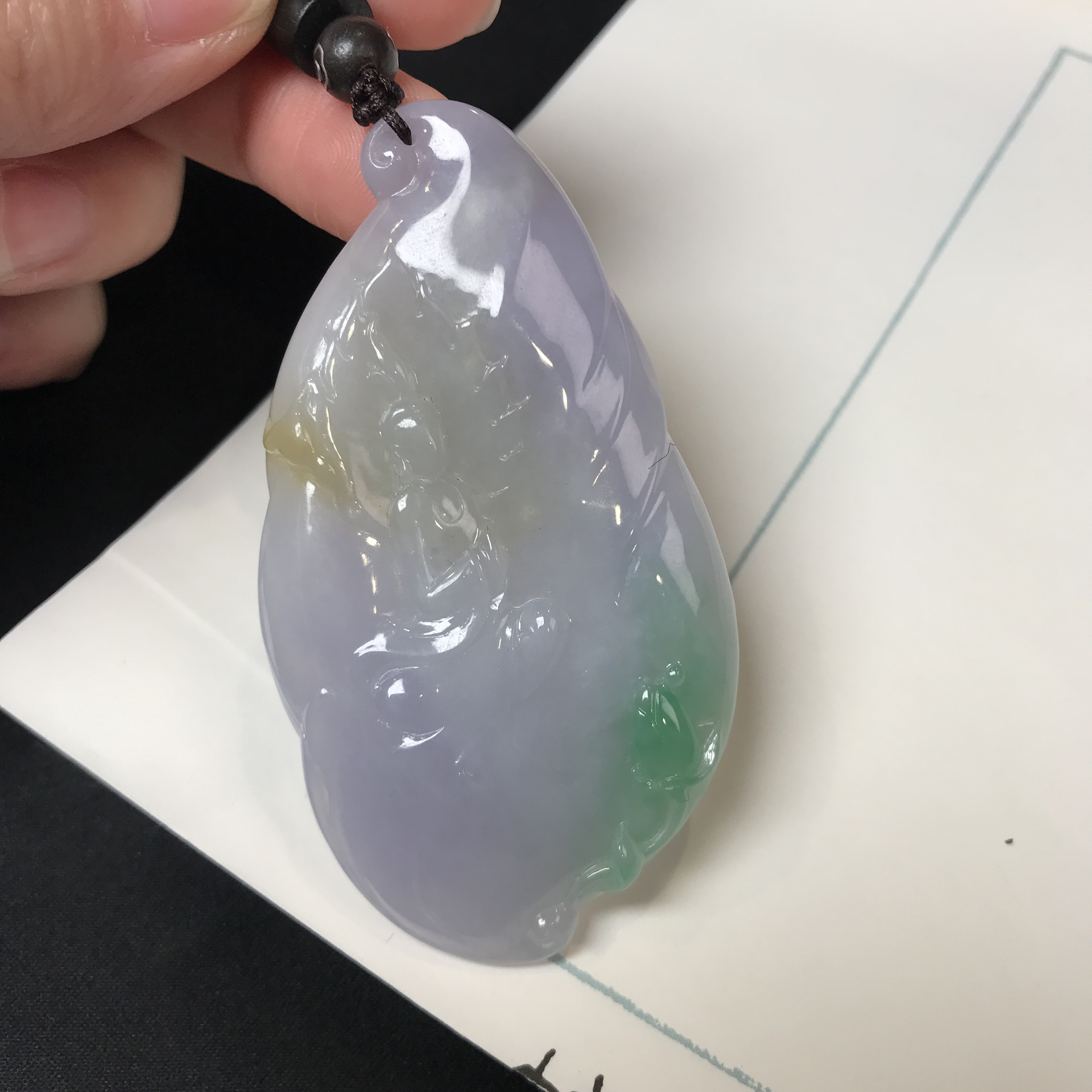 天然翡翠三彩观音