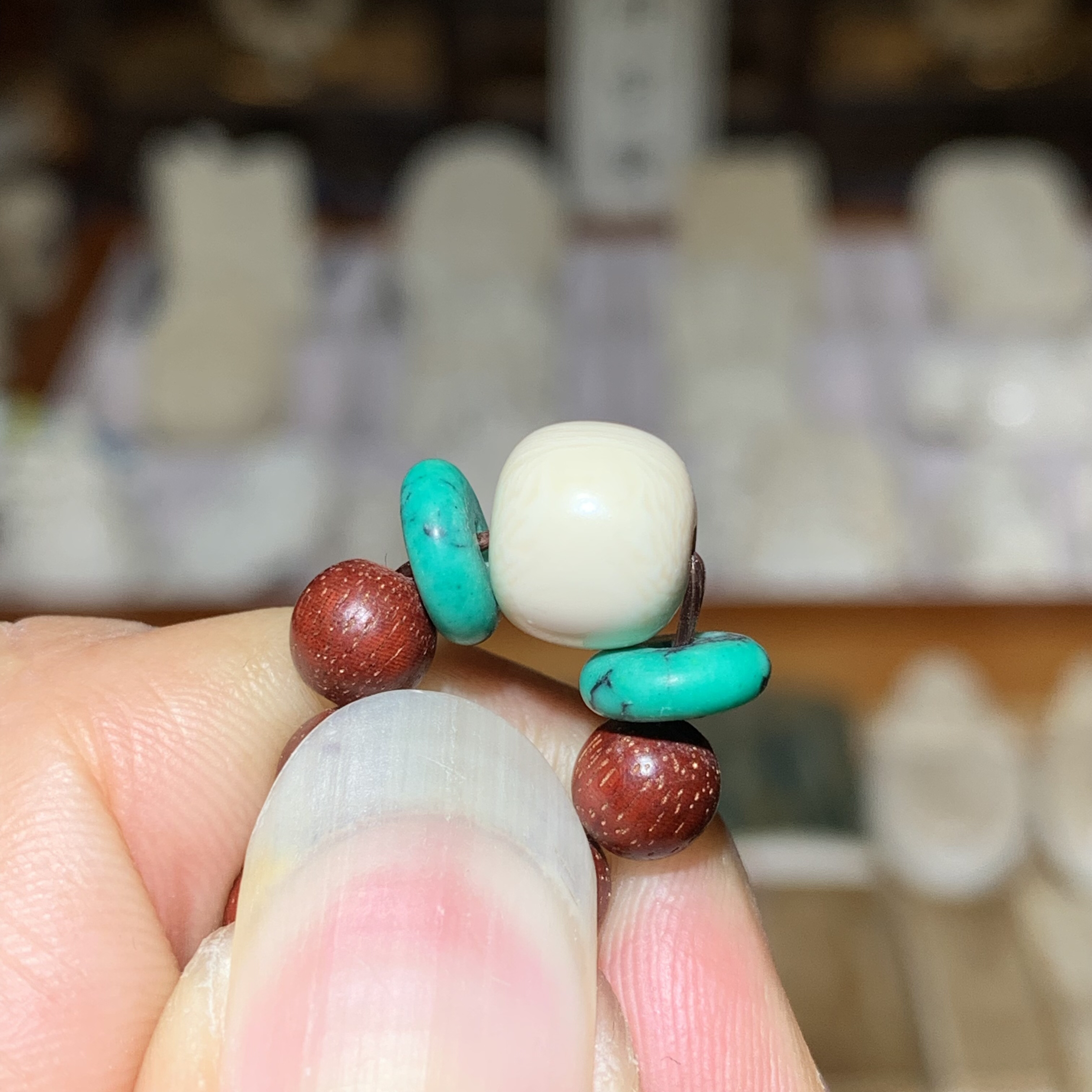 精品猛犸把玩单颗0.8x0.9搭配小叶紫檀（女士福利款）