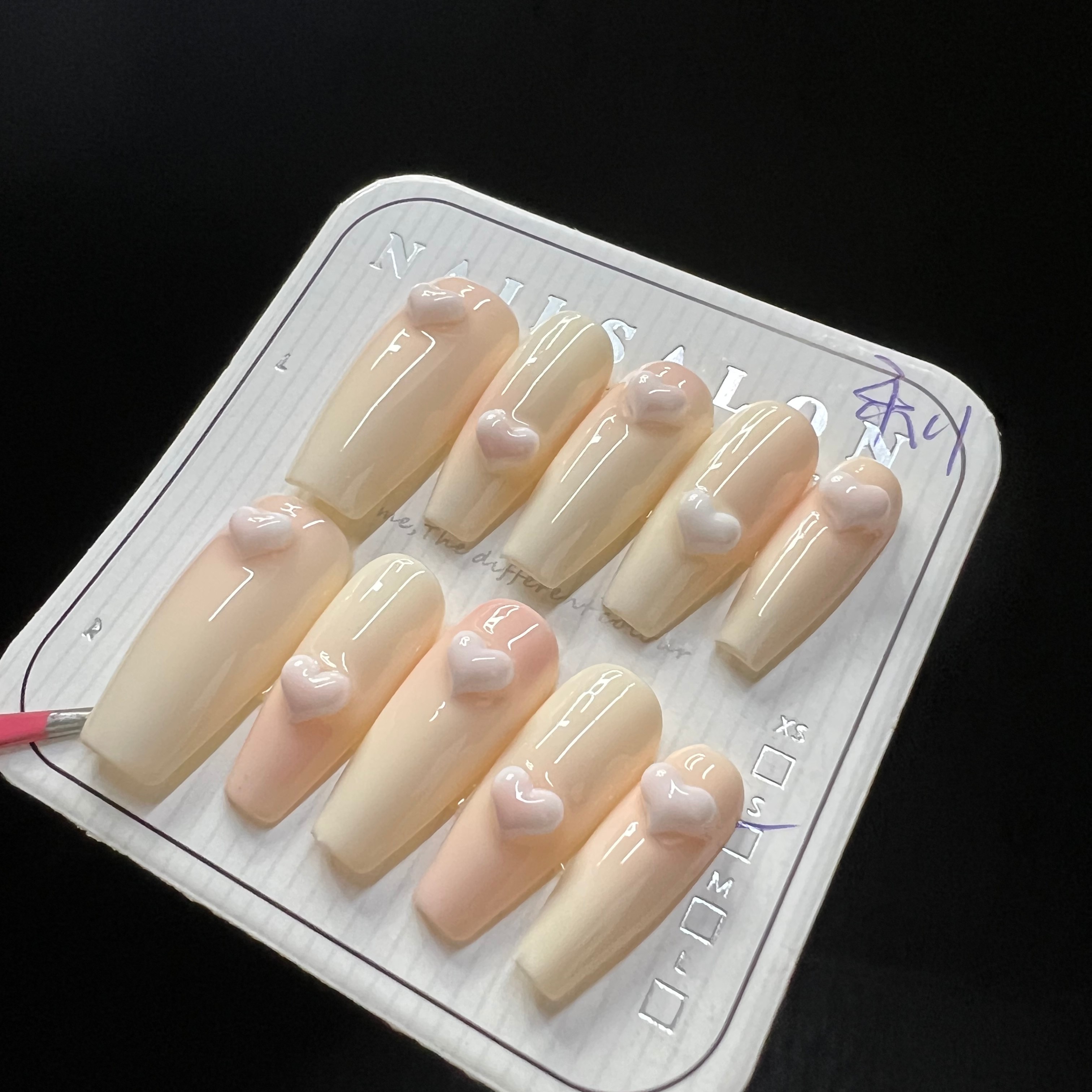 怦然心动/中T甲型/纯欲百搭气质渐变穿戴甲简约白色奶白