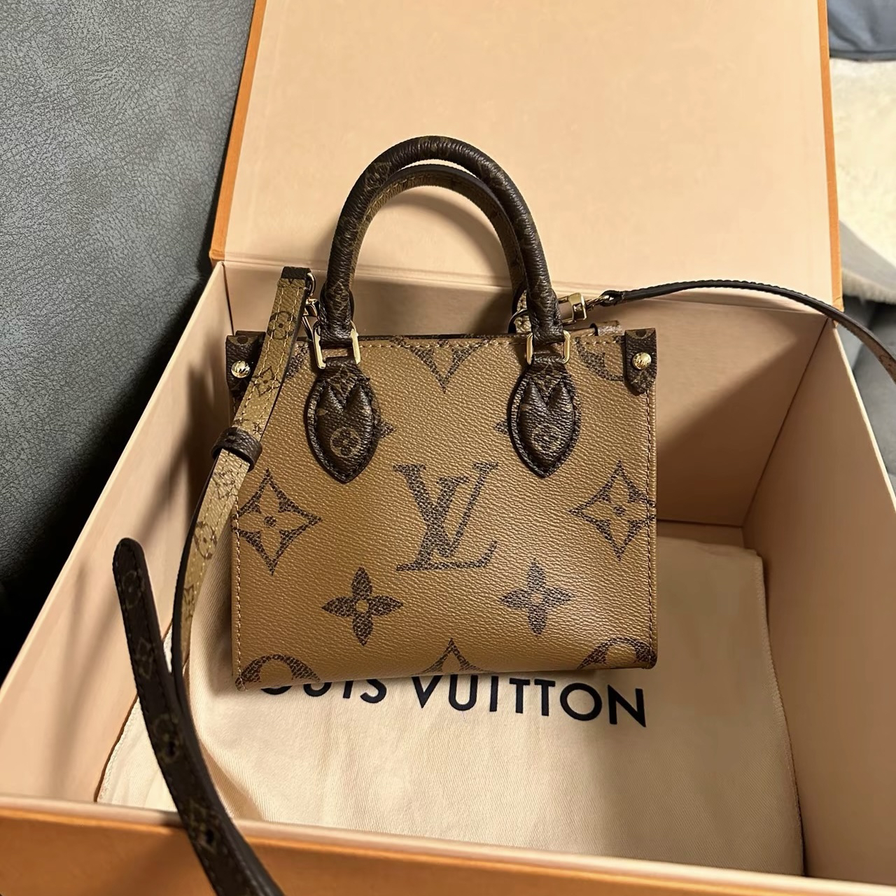 99新 LouisVuitton/路易威登 青奢荟/老花托特迷你包/76993