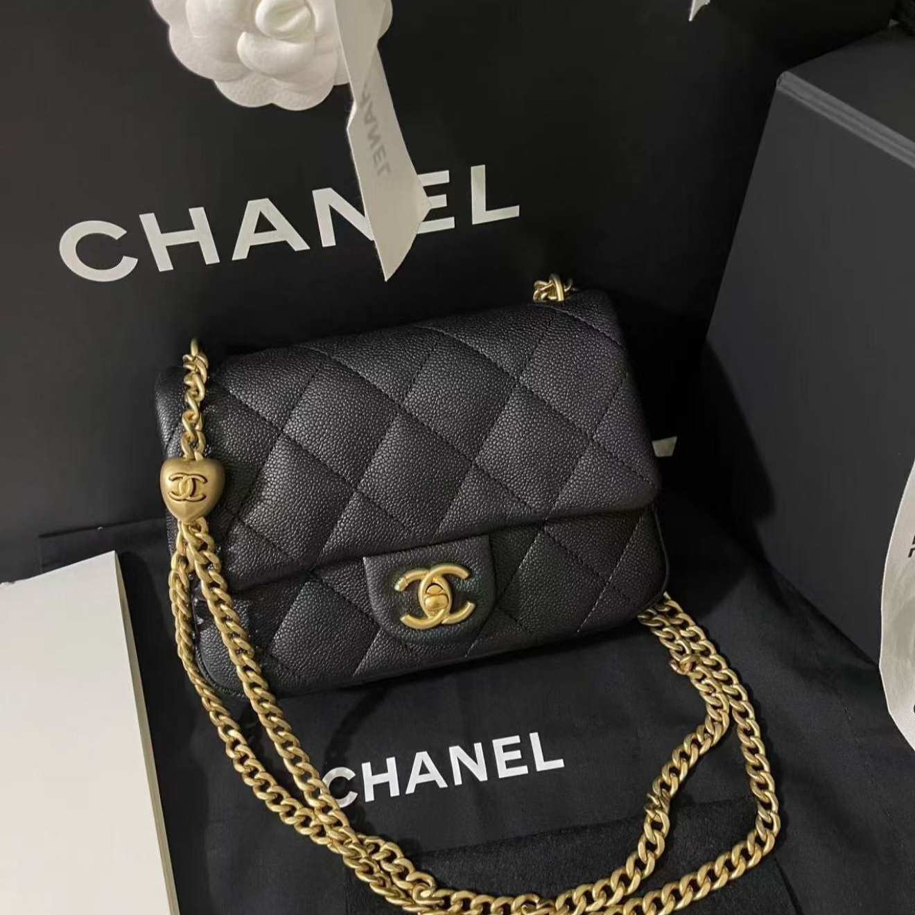 全新未使用 Chanel/香奈儿 青奢荟/黑色爱心金球20方胖子包/62544