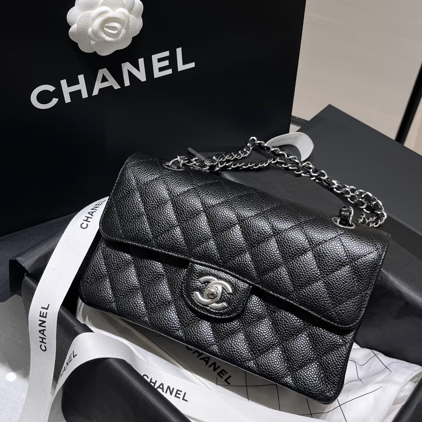 未使用 Chanel/香奈儿 黑银牛小号CF单肩斜挎包/63657