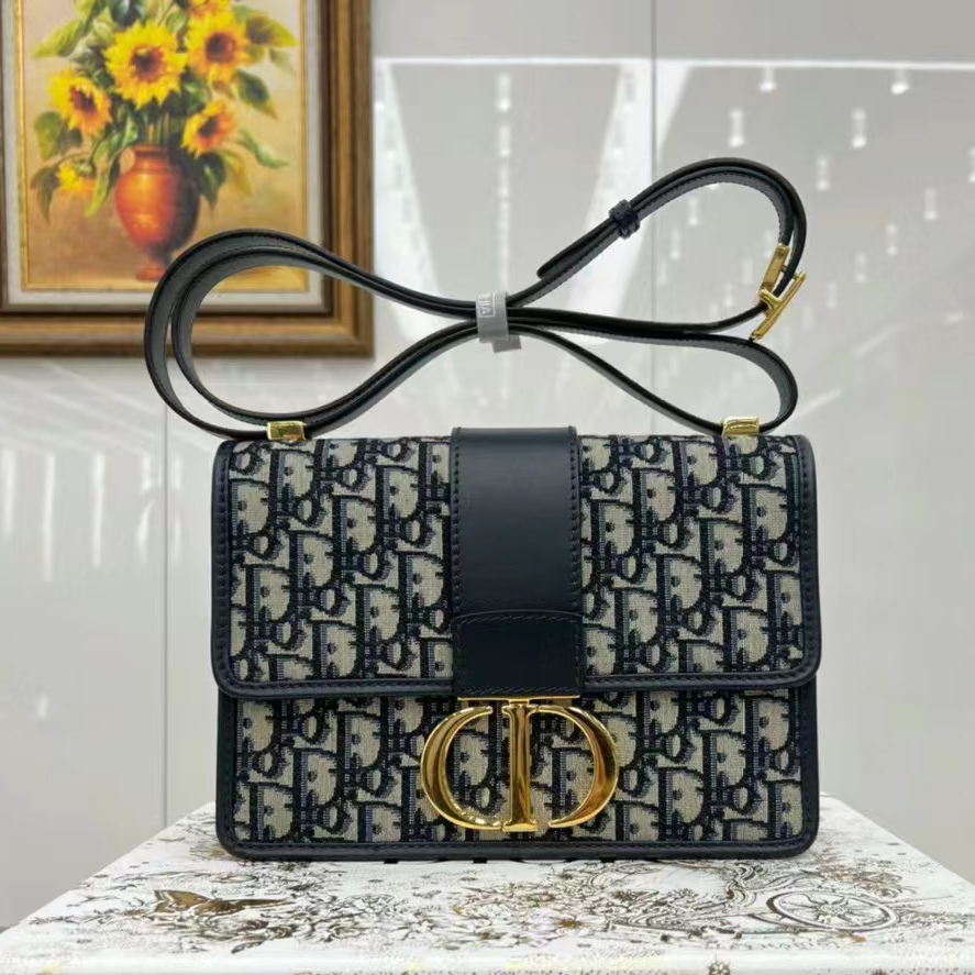99新 DIOR/迪奥 青奢荟/老花蒙田30中号肩带单肩斜挎包/61857
