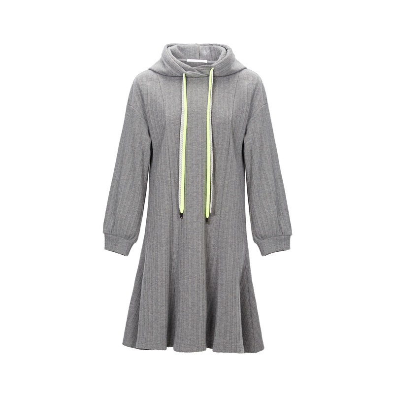 圣迪奥时尚休闲女装学院风抽绳连帽针织卫衣长袖连衣裙S224Z1289