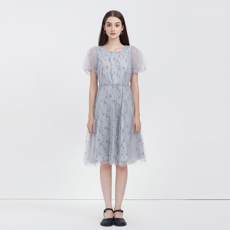 S·DEER圣迪奥女圆领气质甜美收腰碎花拼接泡泡袖连衣裙S223Z1233