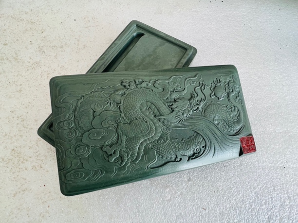 松花石砚台墨盒通化老坑原石雕刻龙纹砚寿古质润起墨益毫
