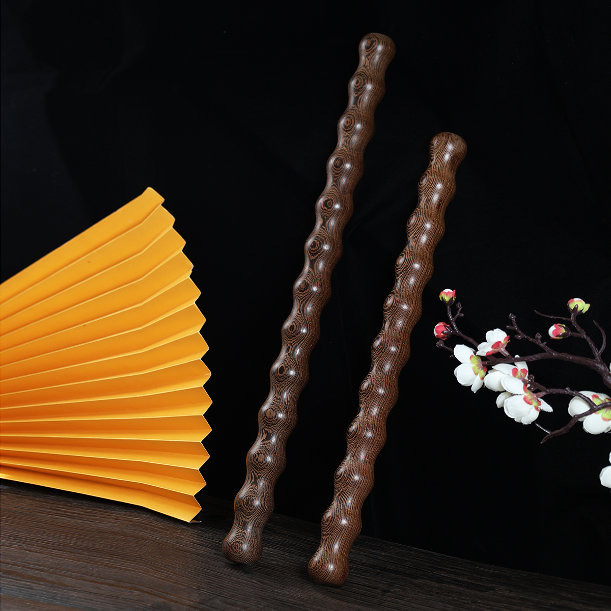 全身拍打按摩棒舒筋葫芦棒擀筋棒狼牙棒车载防身棍子实木敲背敲腿