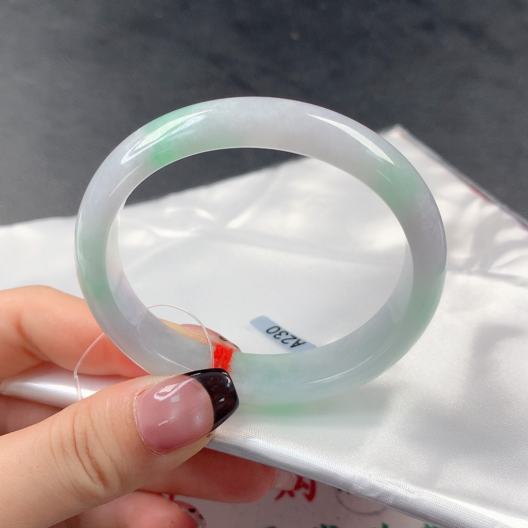 翡翠手镯未镶嵌32贵妃54
