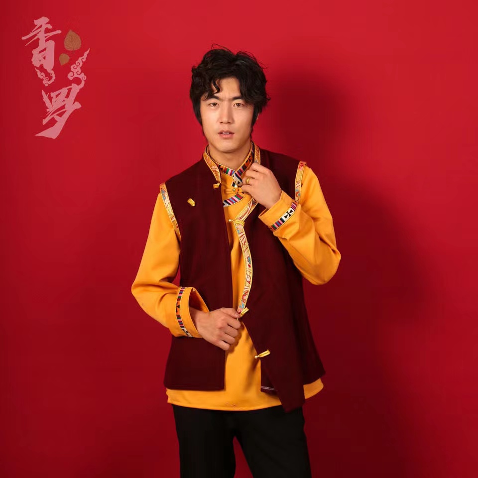 新款男士无袖毛妮马甲藏式氆氇边妮子坎肩外搭啊藏族藏袍内搭配饰