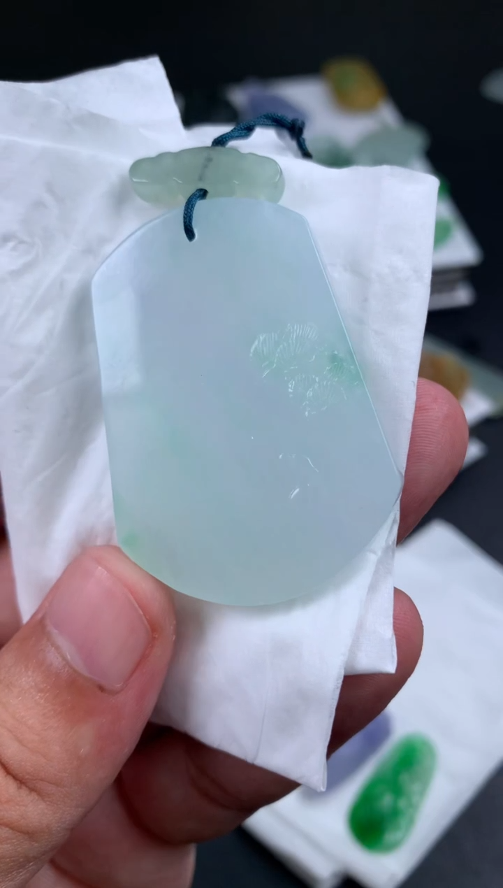 【闪购商品】定制翡翠未镶嵌翡翠