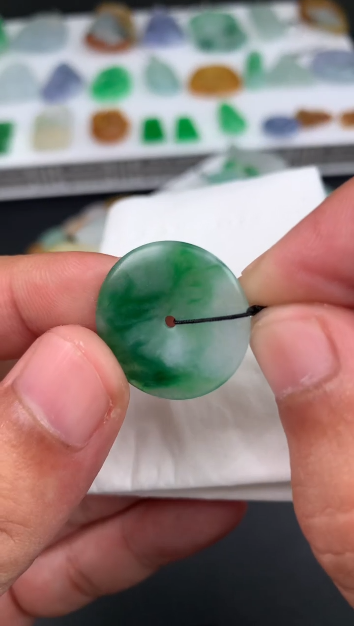 【闪购商品】定制翡翠未镶嵌翡翠