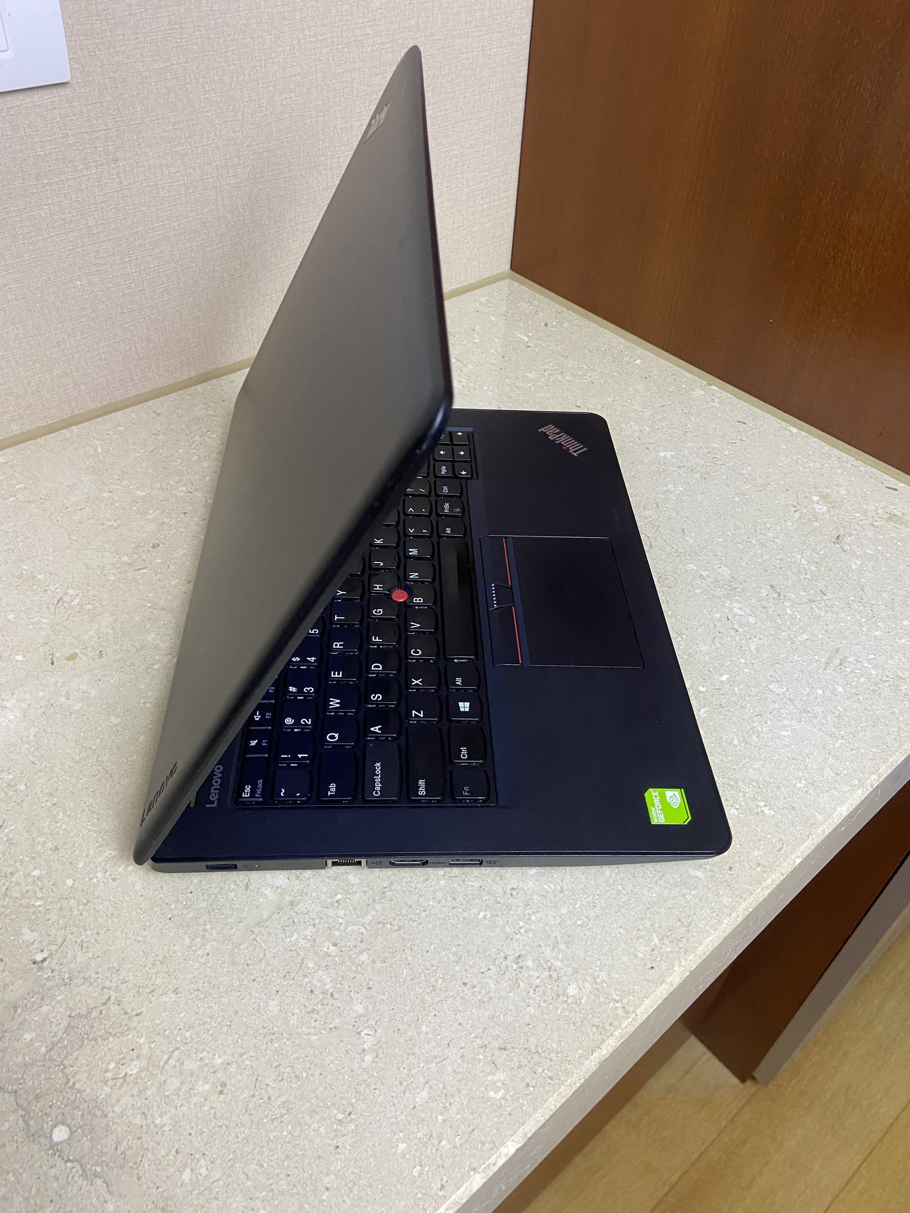 80新 Lenovo/联想 联想黑色轻薄商务