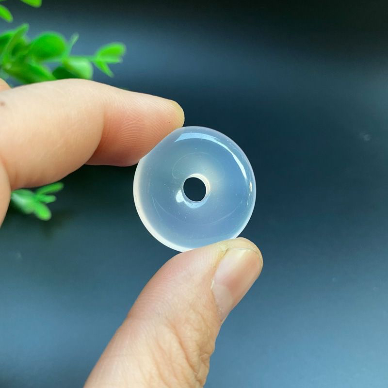 玛瑙玉髓平安扣高冰高透气质优雅拍一发一