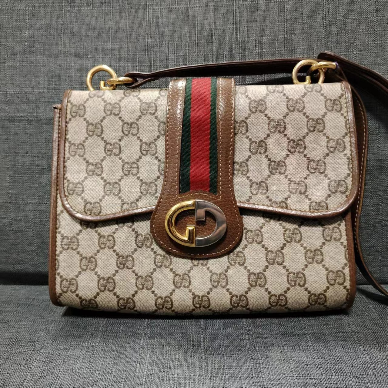 95新 GUCCI/古驰 乱乱子中古/女士/单肩包/40096