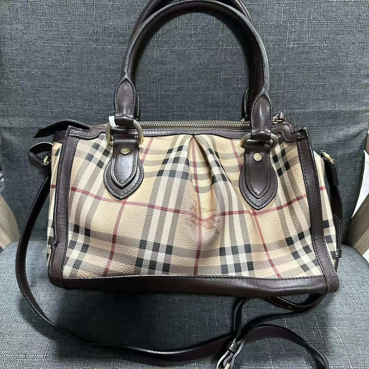 95新 BURBERRY/博柏利 乱乱子中古/女士/斜跨包/40795