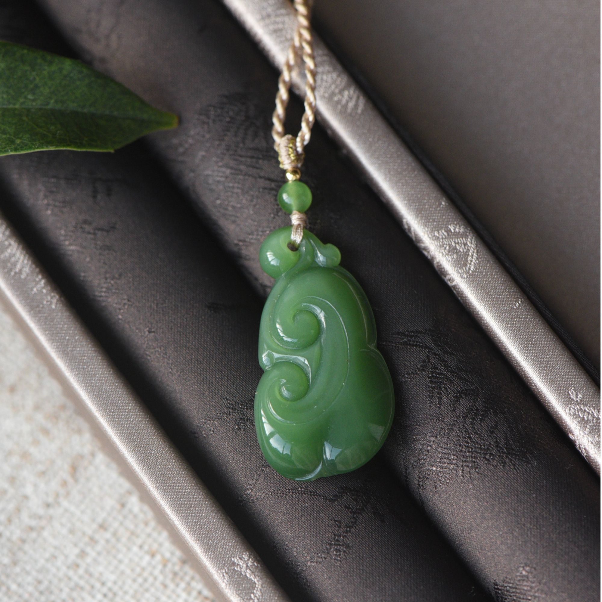 【苏工陸记】和田玉精品碧玉如意挂件女士吊坠