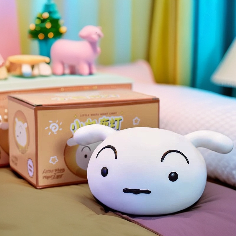 蜡笔小新小白夜灯卡通桌面摆件手办创意礼物