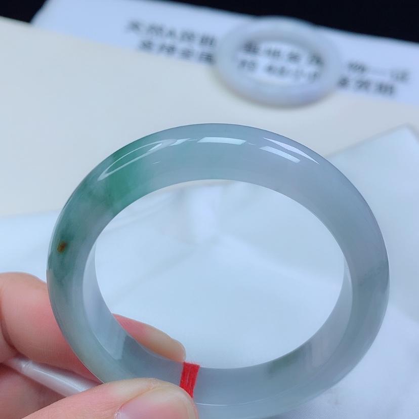 【闪购商品】翡翠手镯未镶嵌果*