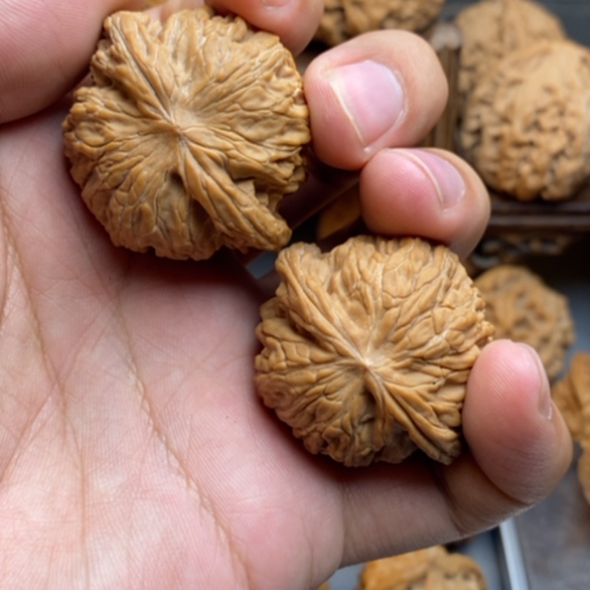【闪购商品】桃核吊坠用**脱