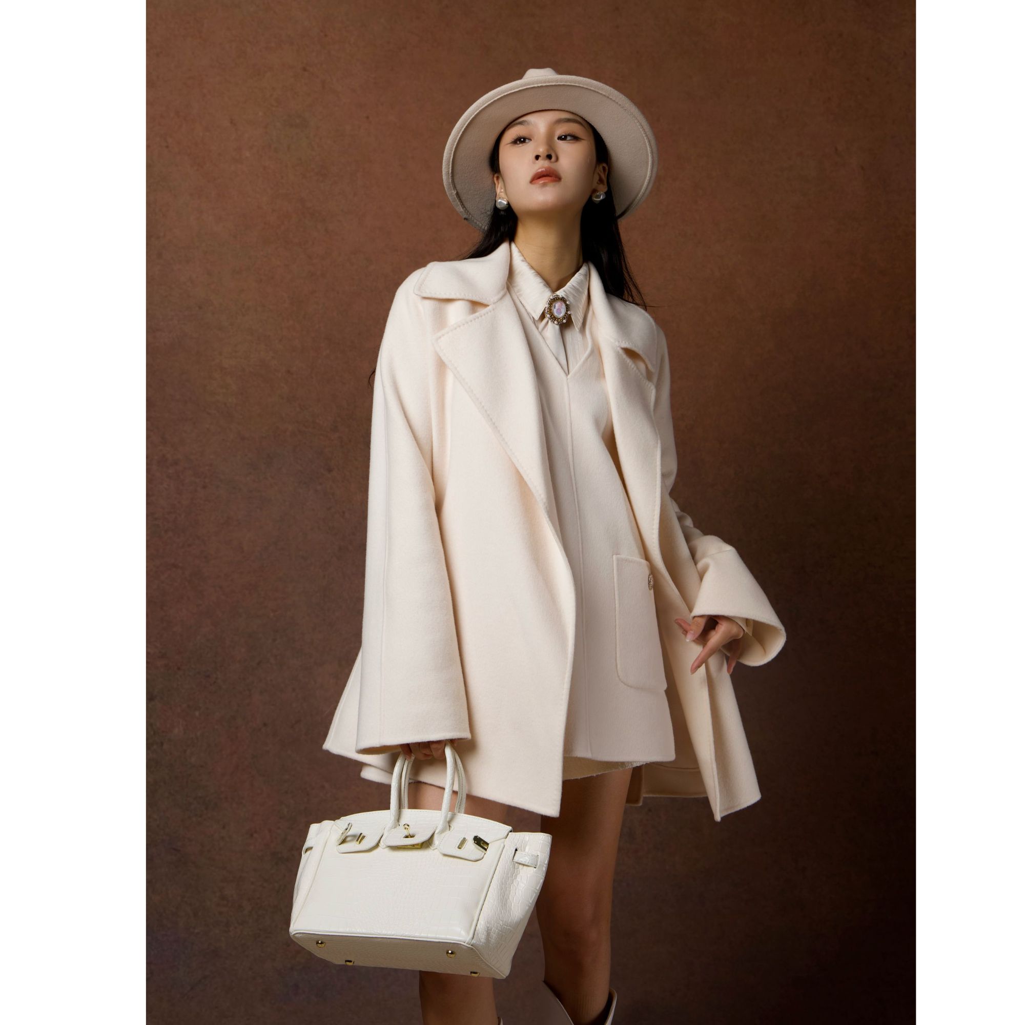 GIRDEAR/哥弟冬季新款翻领宽松气质厚款双面尼大衣外套女款