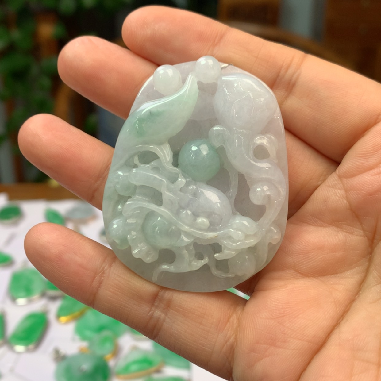 【闪购商品】翡翠颈饰未镶嵌小**七