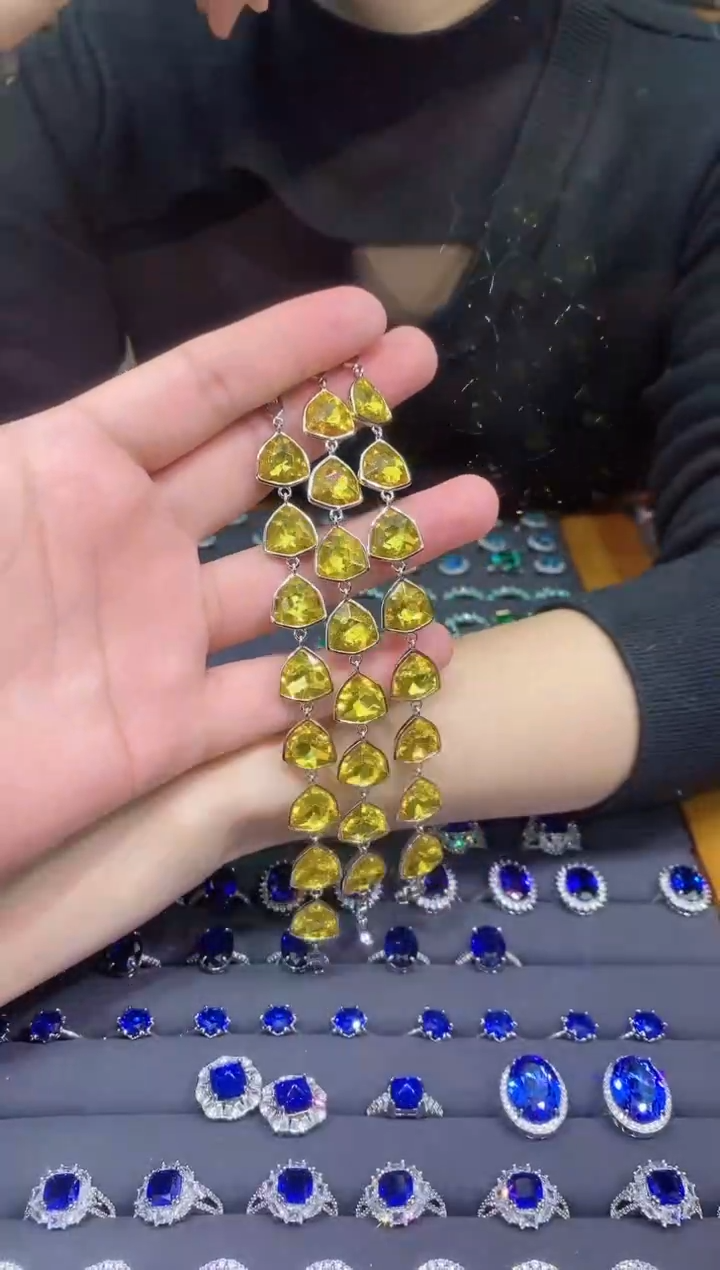 【闪购商品】彩色蓝宝石手链银S925镶嵌082