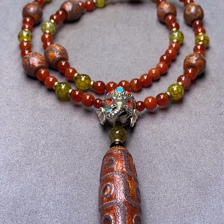 玛瑙/玉髓颈饰未镶嵌