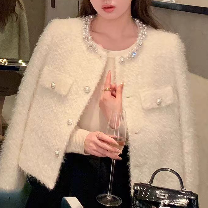 法式珍珠领白色小香风外套女短款富家千金新款