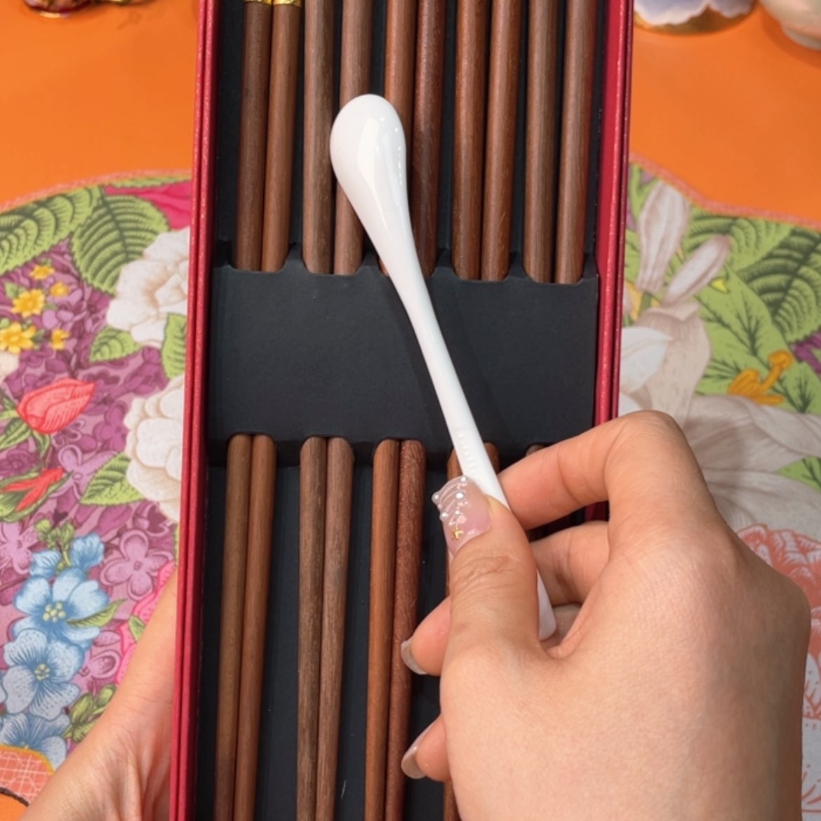 【闪购商品】密胺77777777