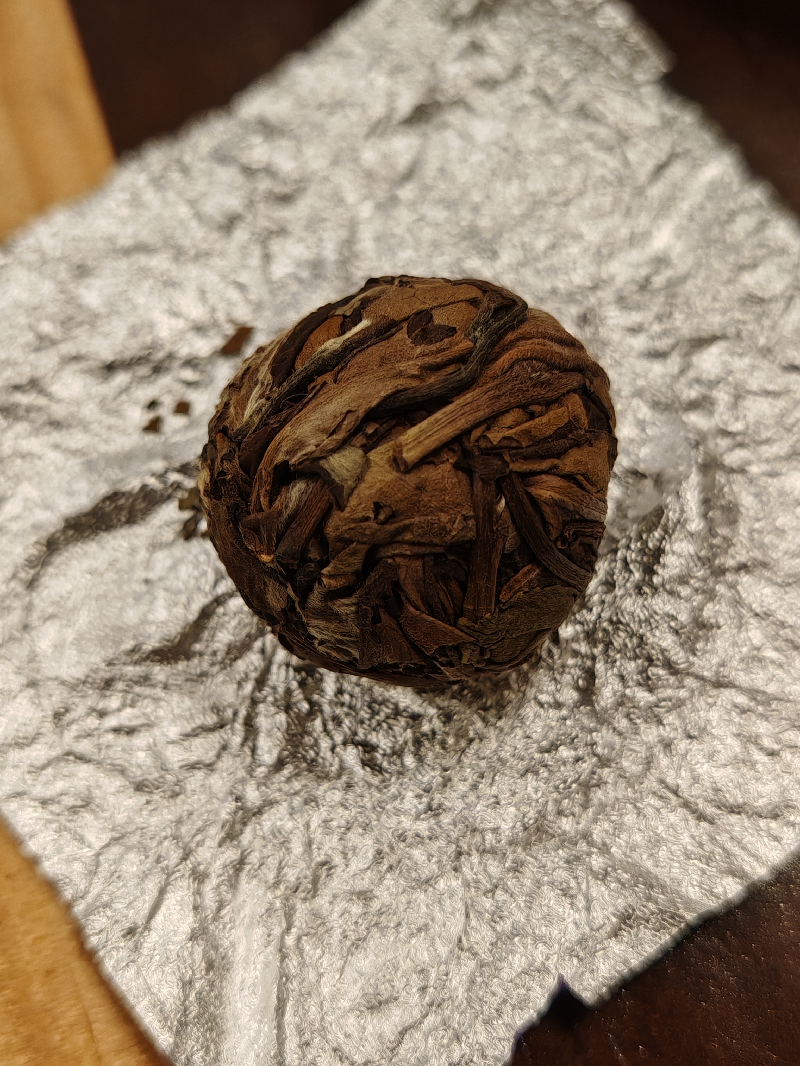 【鸣龙】易武 白茶龙珠 