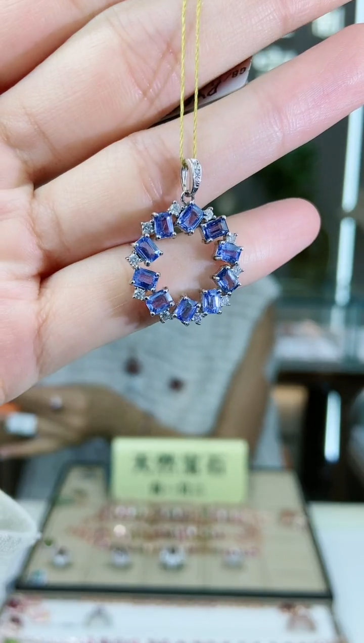 【闪购商品】蓝宝石颈饰银S925镶嵌颈饰