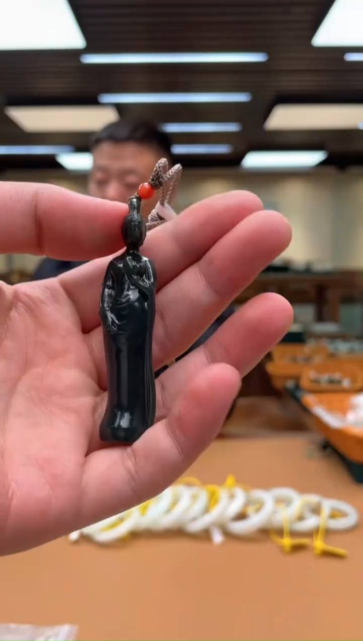 【闪购商品】和田玉吊坠未镶嵌1