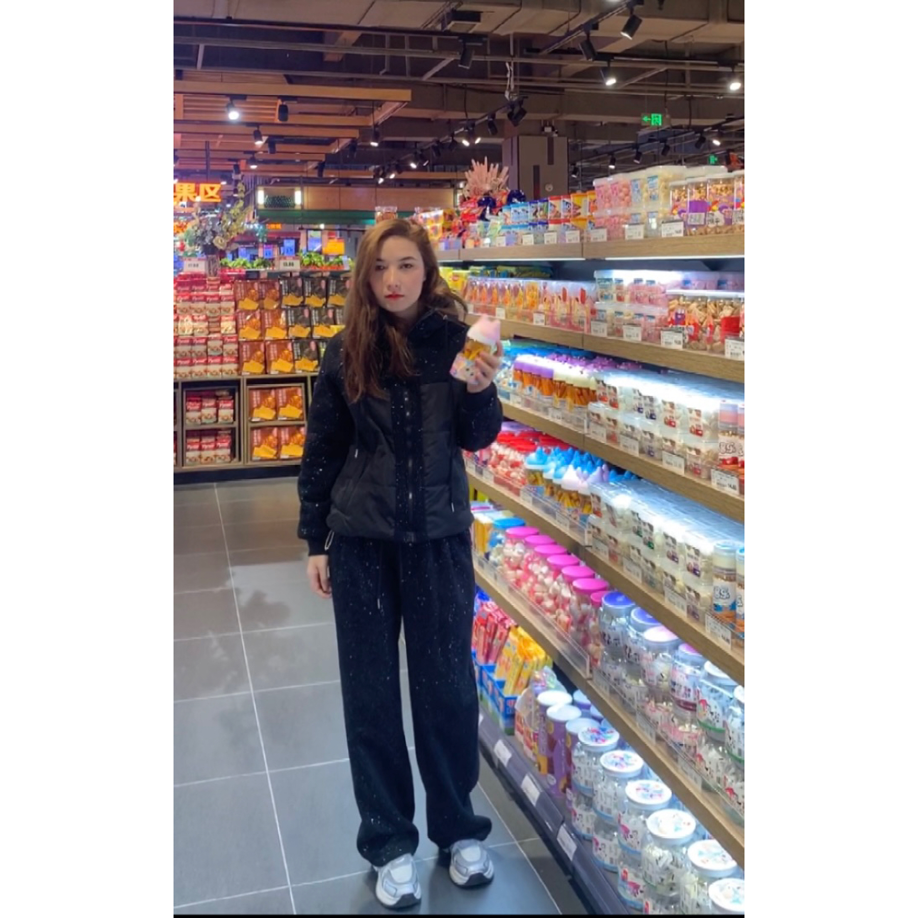 -星空闪高级感加厚保暖棉服韩系气质百搭立领连帽女款两件套套装