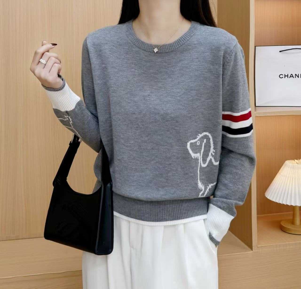 【编码 103】2025秋冬款学院风小狗套头女宽松设计感小众外穿毛衣