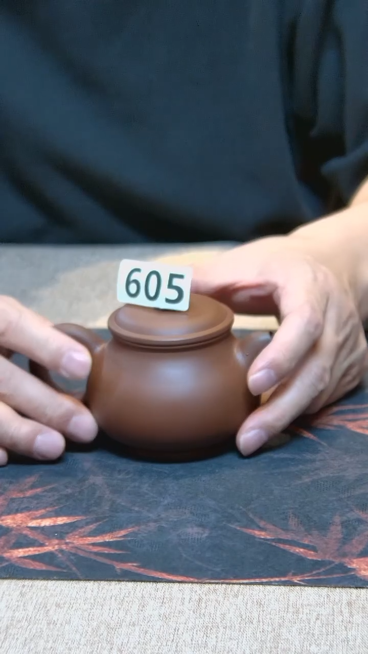 【闪购商品】陶瓷壶素面潘壶605