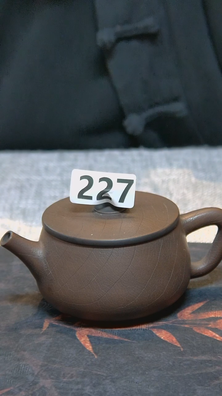 【闪购商品】陶瓷壶 菩提纹瑕疵汉瓦/ 227