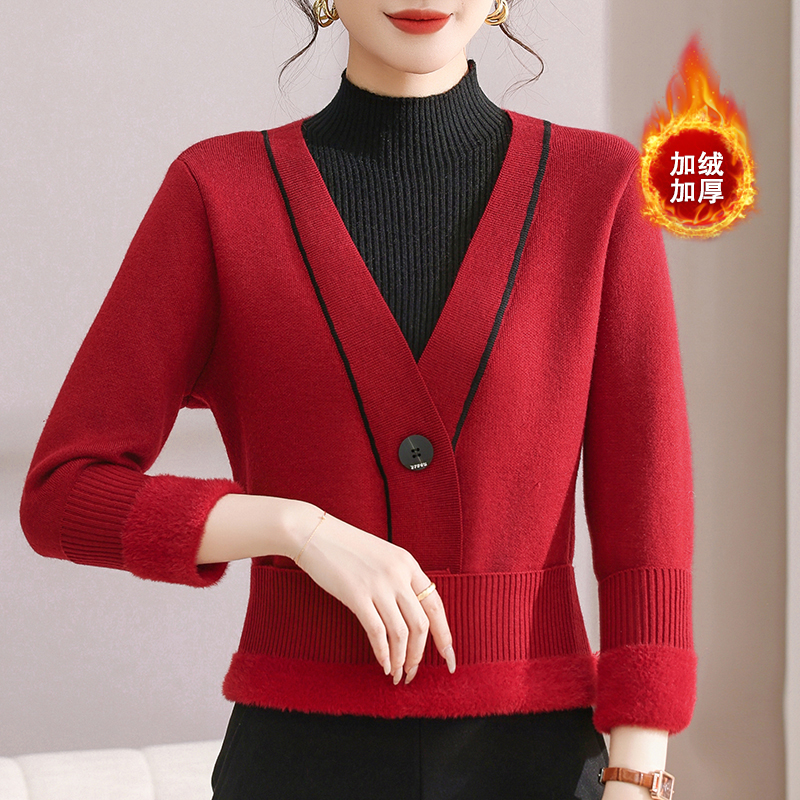 新款冬季加绒加厚时尚妈妈装百搭保暖针织一体绒假两件中年女打底