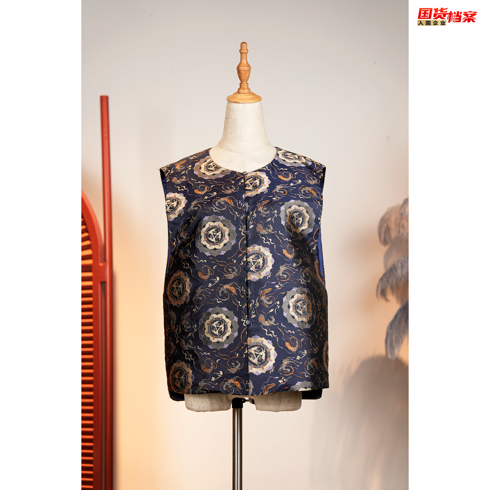 【万象有衣】三兔共耳手工宋锦-原创设计师款走秀款马甲-7260