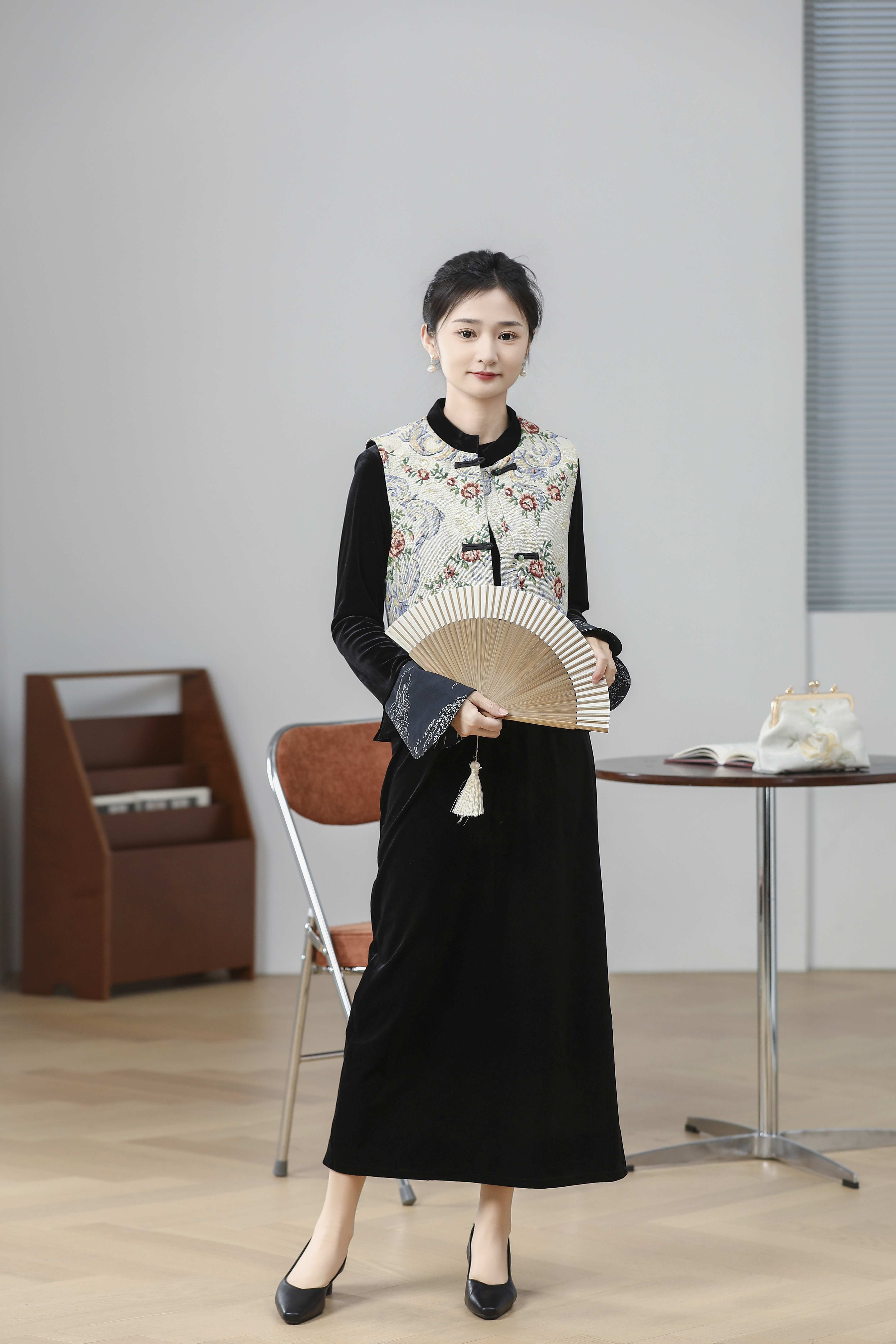 寺文 新款2024秋冬新中式金丝绒休闲复古三件套