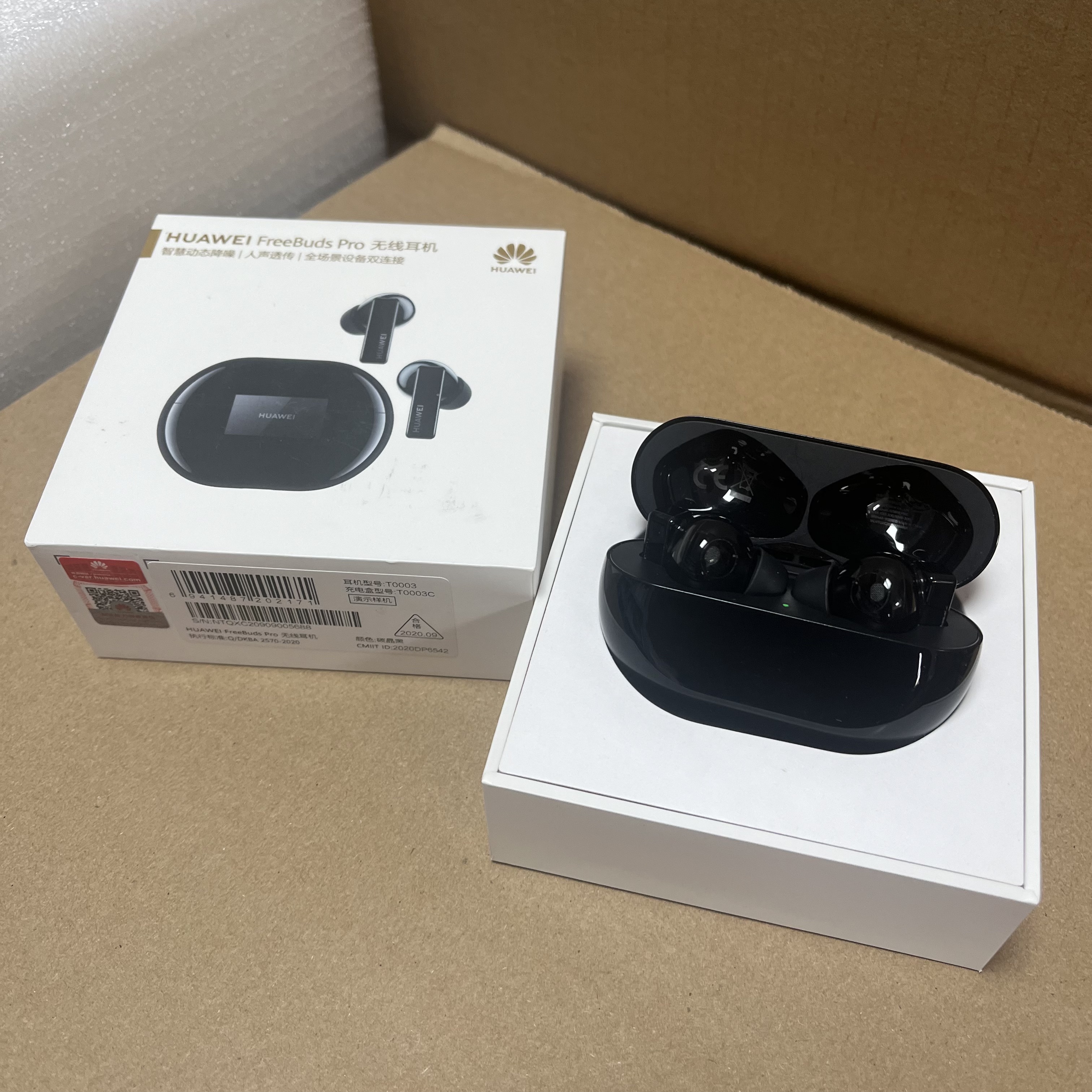 99新 Huawei/华为 FreeBuds Pro无线耳机（黑色/白色）蓝牙耳机