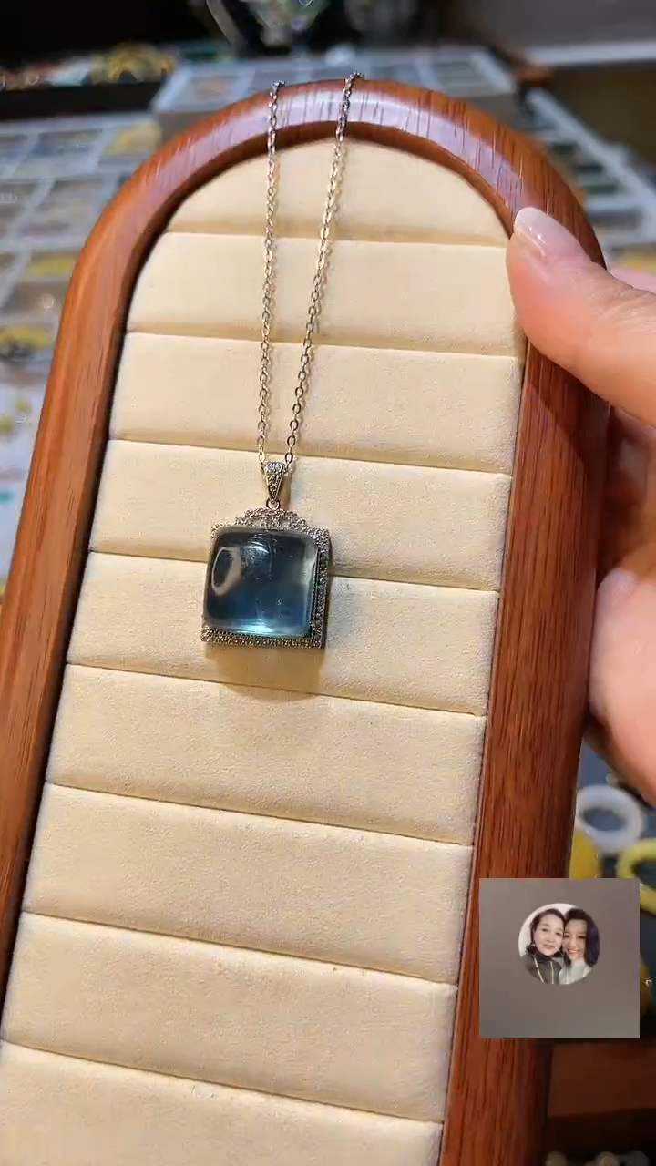 【闪购商品】海蓝宝石吊坠(赠链)未镶嵌吊坠