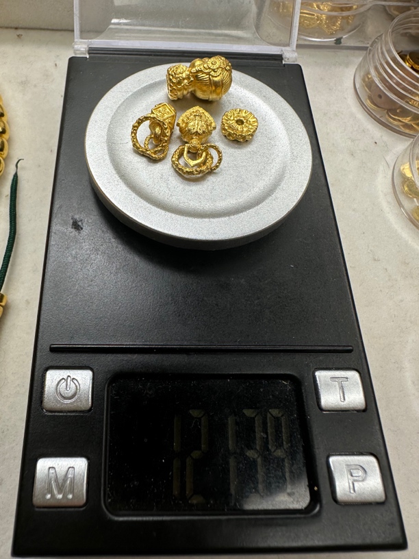小于来了足金文玩配饰