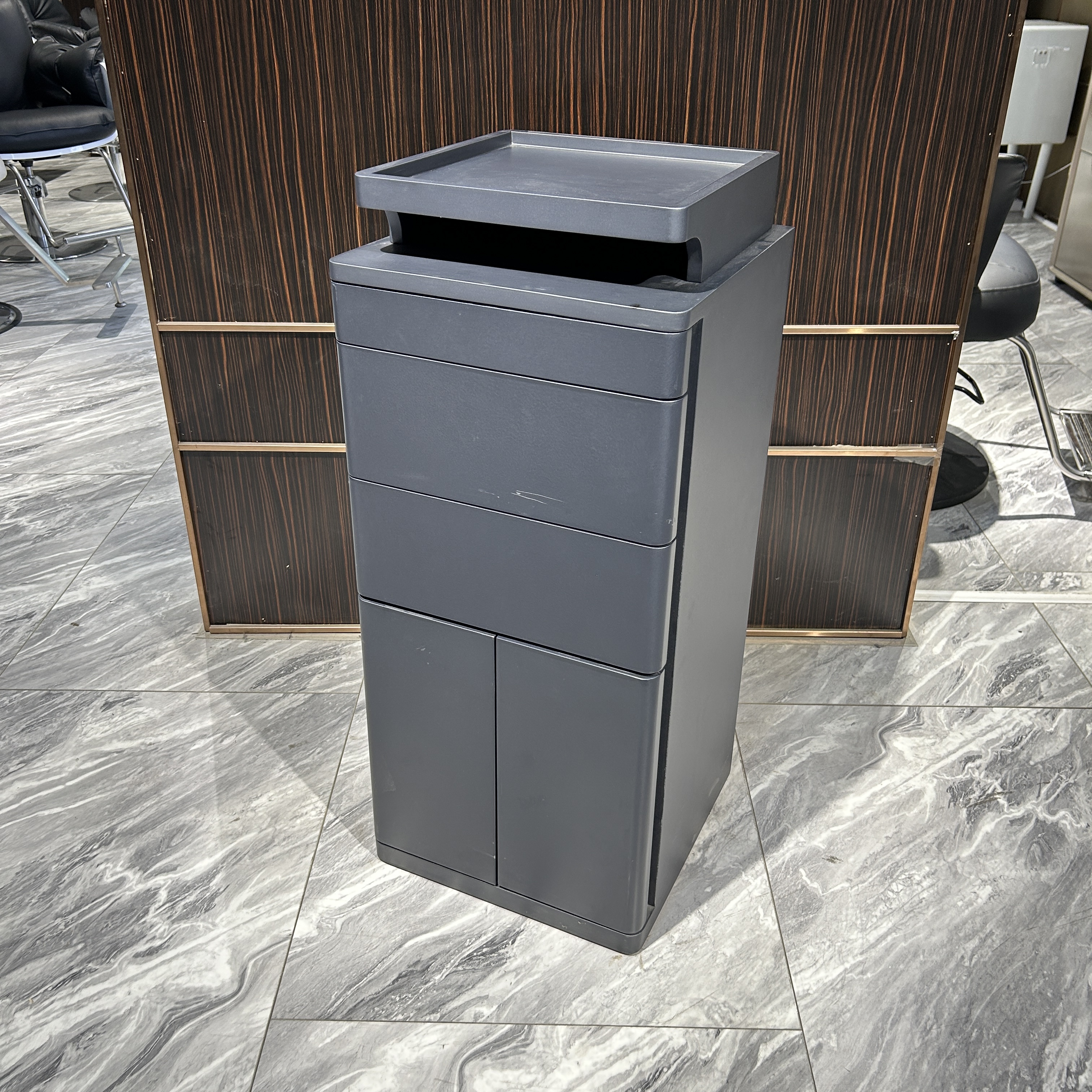 新款理发店置物架剪发烫染台美容院储物柜工具柜发廊专用