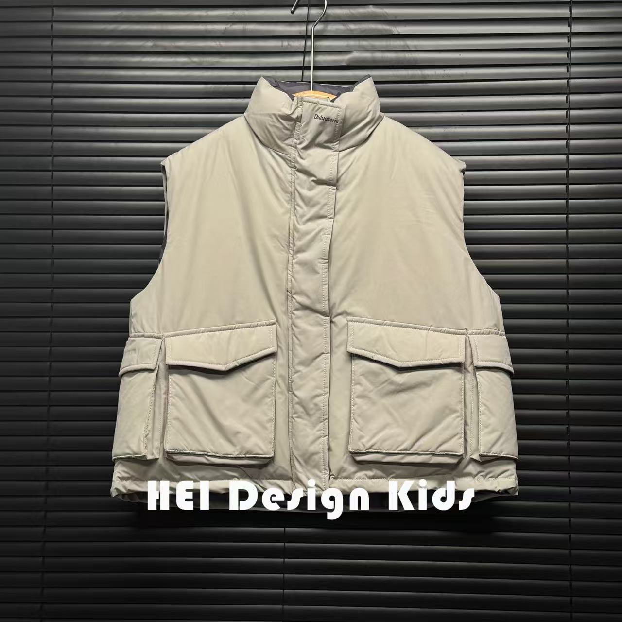 时尚百搭设计师款加棉加厚工装马甲棉服外套冬季中大童 7J07