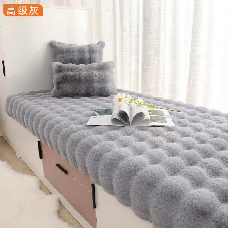 新款加厚超舒适仿兔毛窗台飘窗垫INS风兔毛绒撸猫感床边毯沙发垫