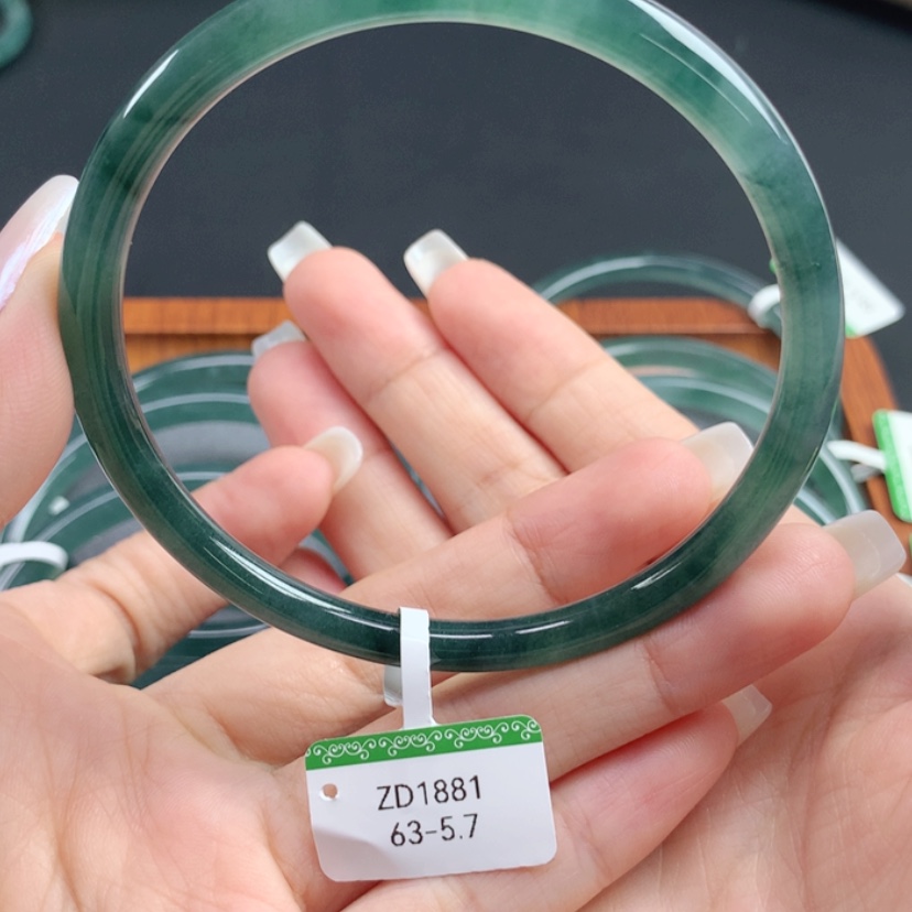 【闪购商品】翡翠手镯未镶嵌