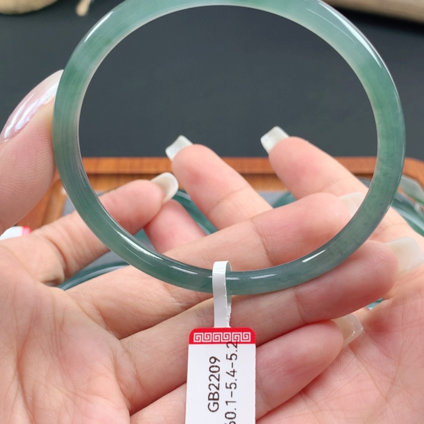【闪购商品】翡翠手镯未镶嵌