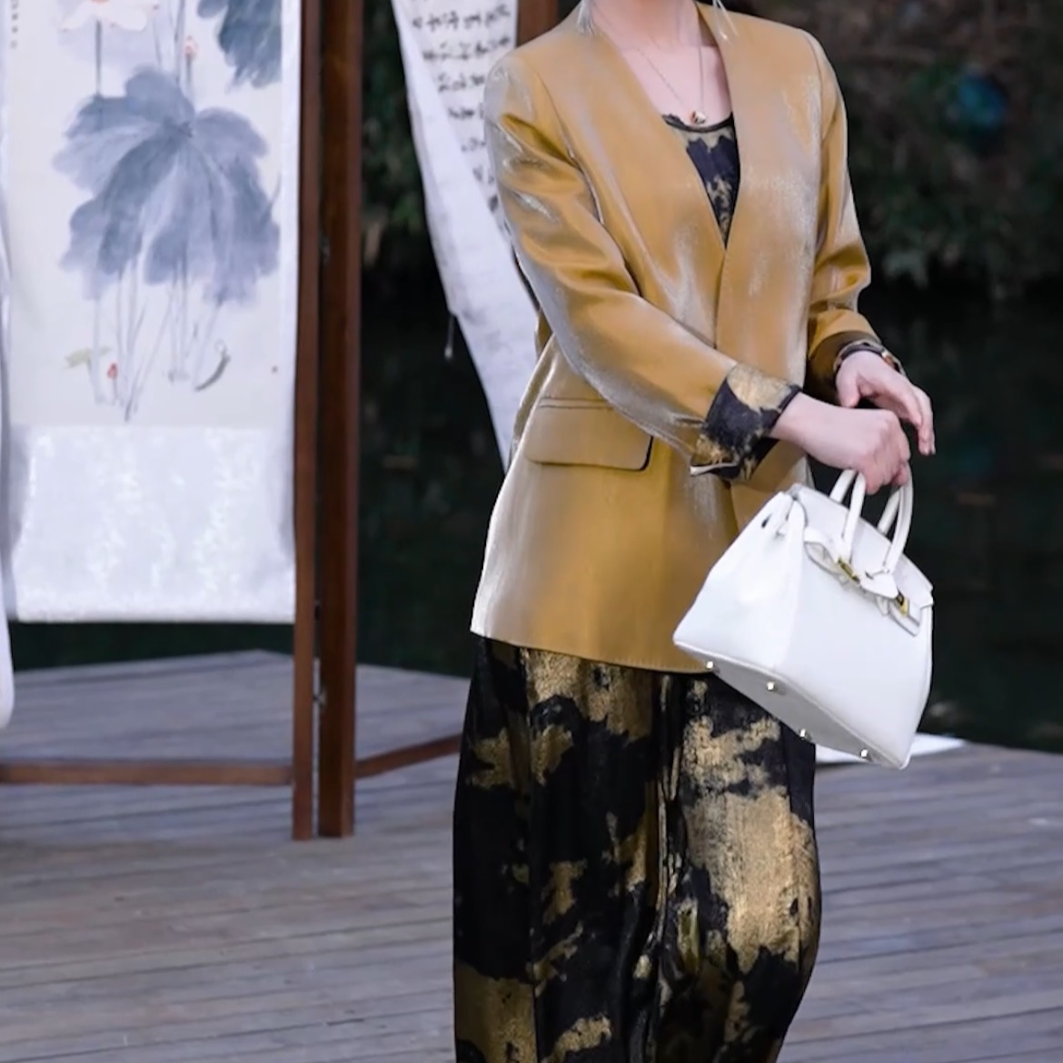 SENBIYAO/森比垚 8808#西装外套送吊带裙