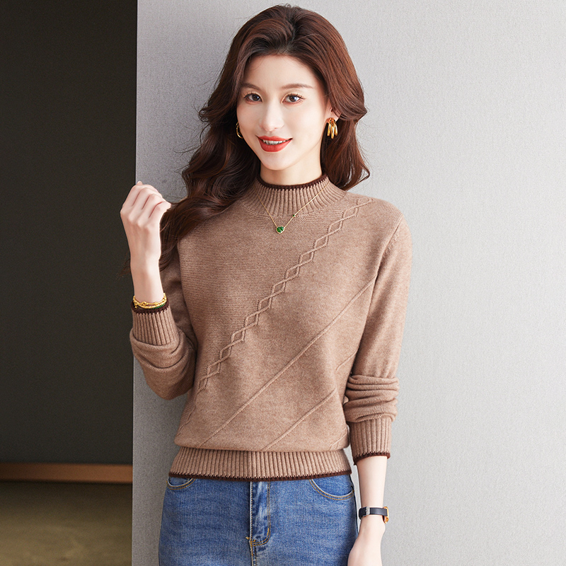 秋冬新款半高领时尚洋气百搭针织衫加厚内搭圆领毛衣女秋冬9358